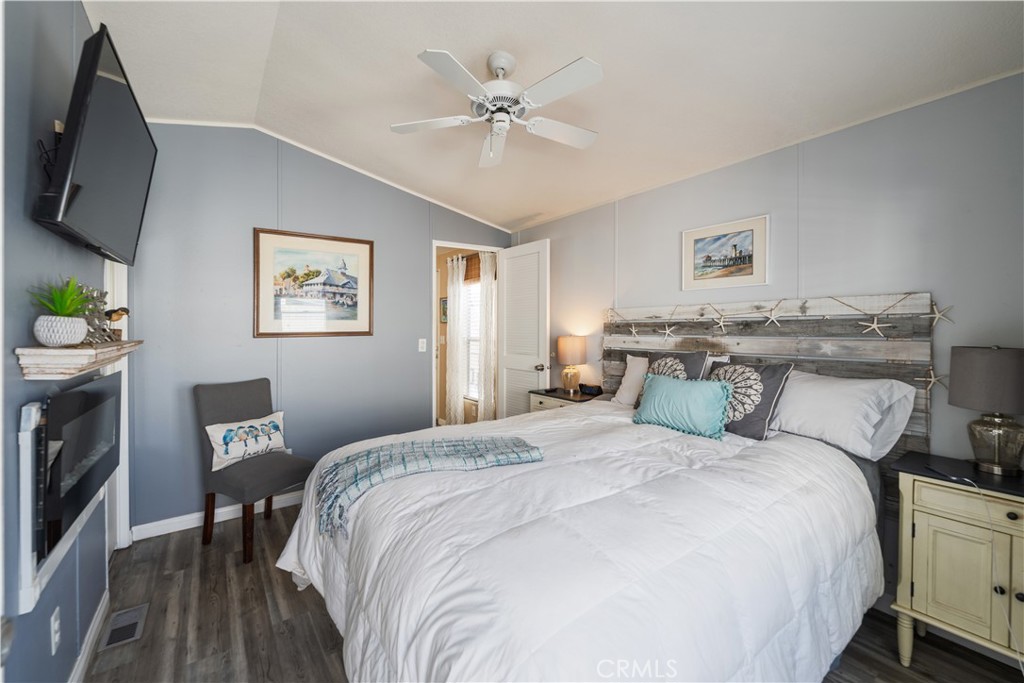 7652 Garfield 88, Huntington Beach CA 92648 - photo 11