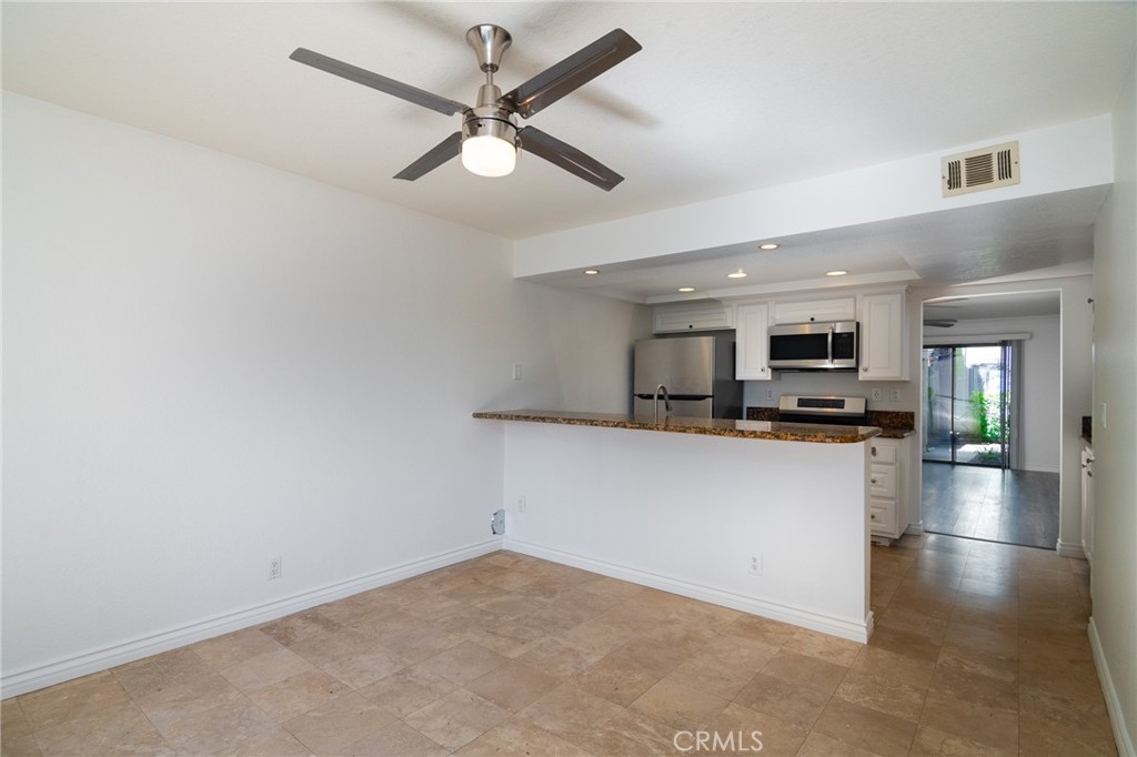 7668 Baypoint Drive 106, Huntington Beach CA 92648 - photo 12