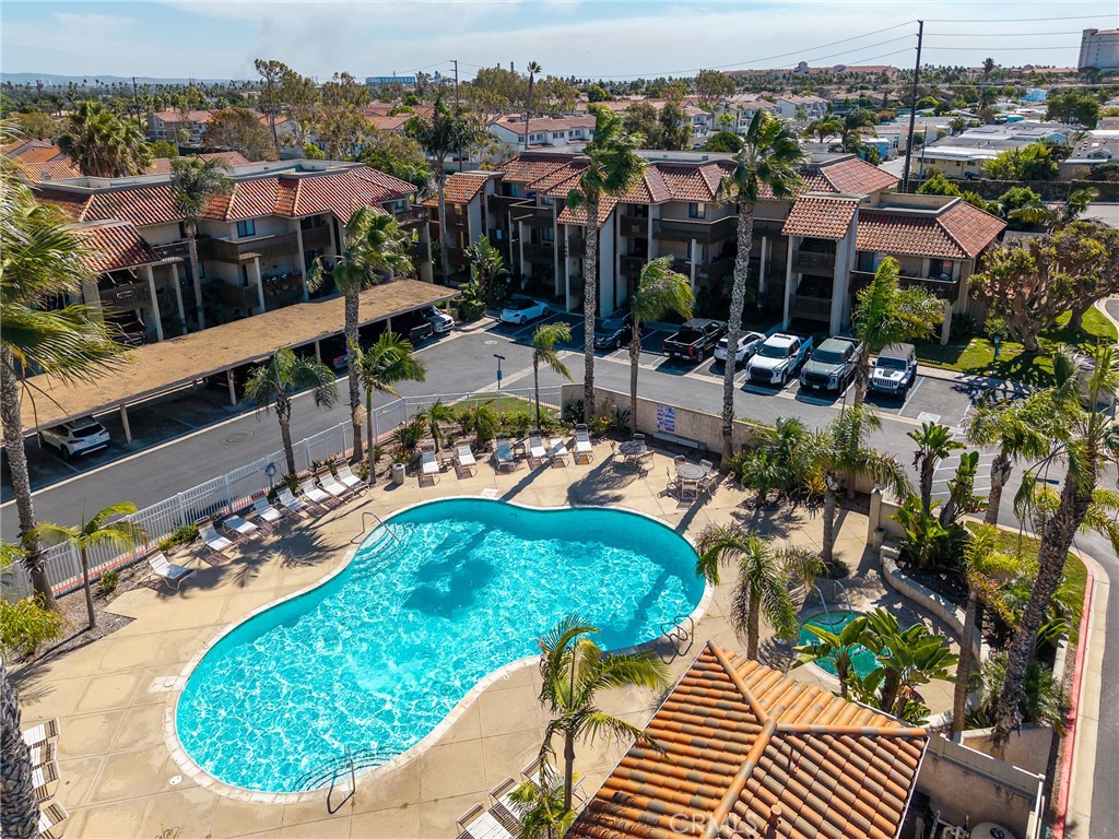 7668 Baypoint Drive 106, Huntington Beach CA 92648 - photo 35