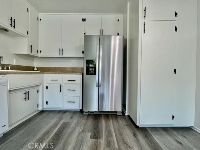 7722 Cypress B, Huntington Beach CA 92647 - photo 43