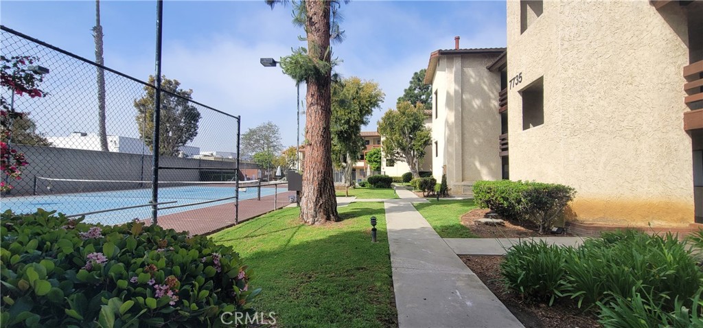 7735 Newman Avenue 104, Huntington Beach CA 92647 - photo 1