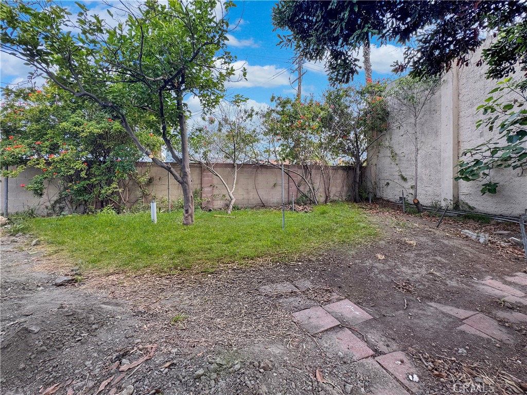 7736 Sugar Drive, Huntington Beach CA 92647 - photo 4