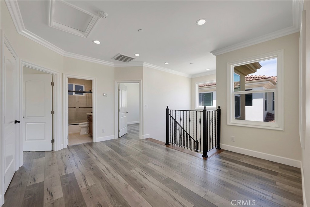 Spacious Loft - 7776 Liberty, Huntington Beach CA 92647 - photo 18