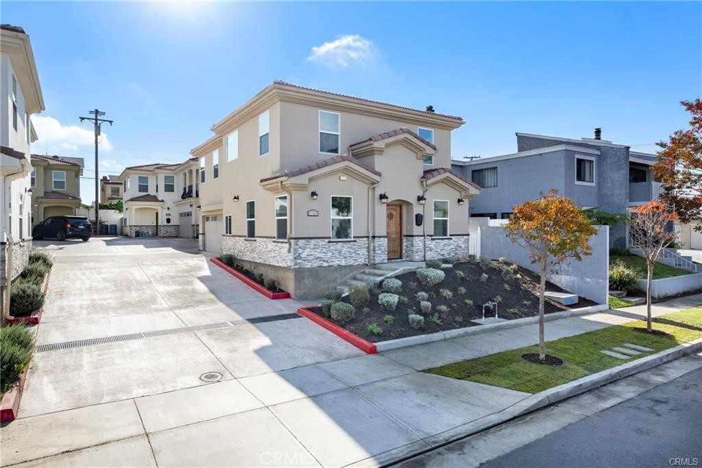 7776 Liberty, Huntington Beach CA 92647 - photo 43
