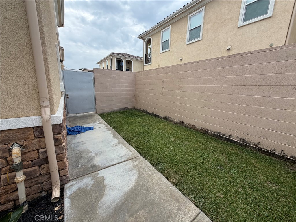 7796 LIBERTY, Huntington Beach CA 92647 - photo 12