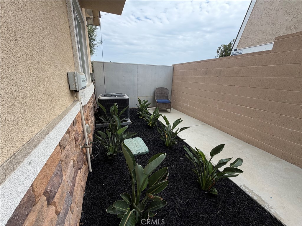 7796 LIBERTY, Huntington Beach CA 92647 - photo 50