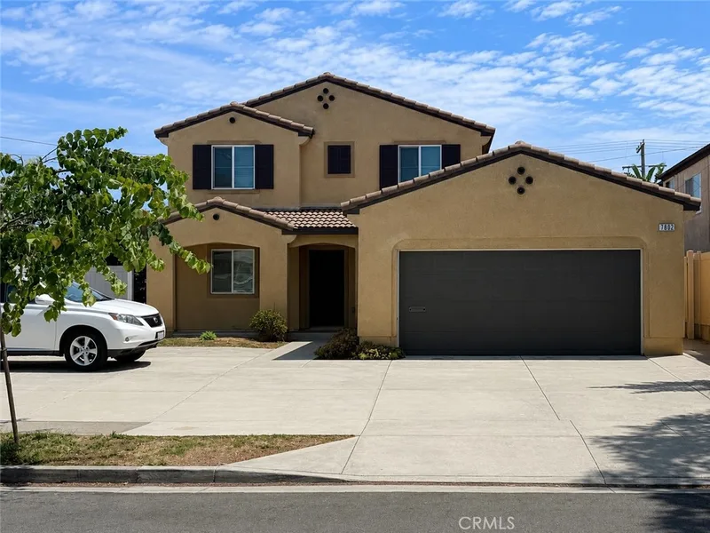 7802 Alhambra Drive, Huntington Beach