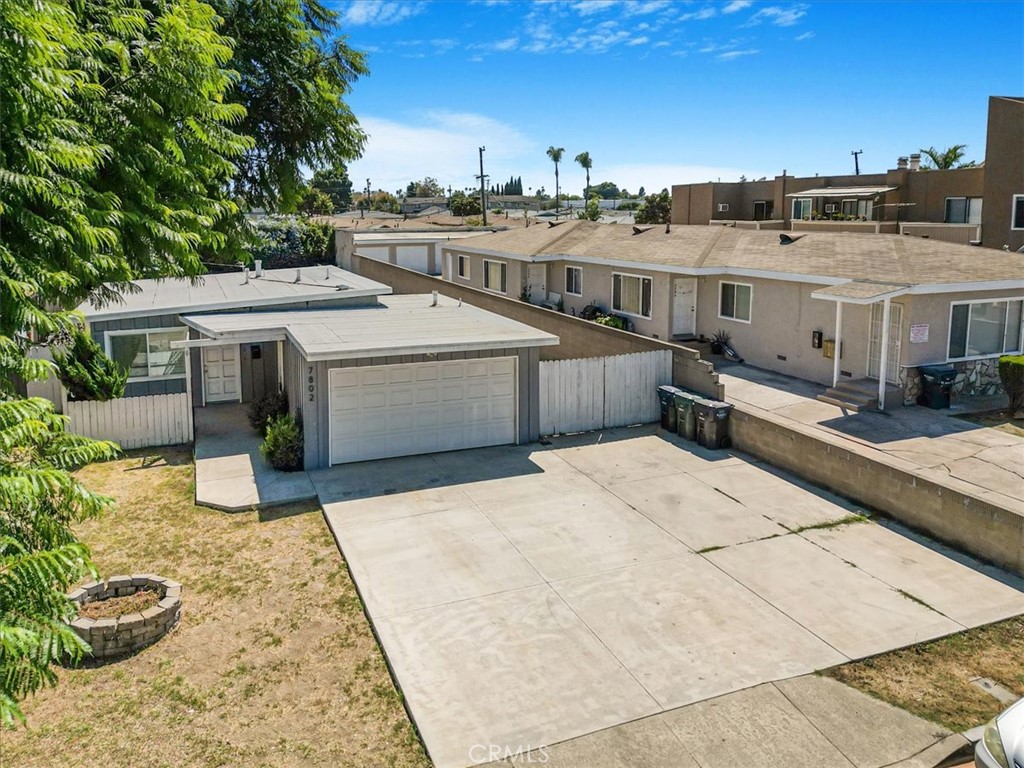 7802 Newman Avenue, Huntington Beach CA 92647 - photo 1