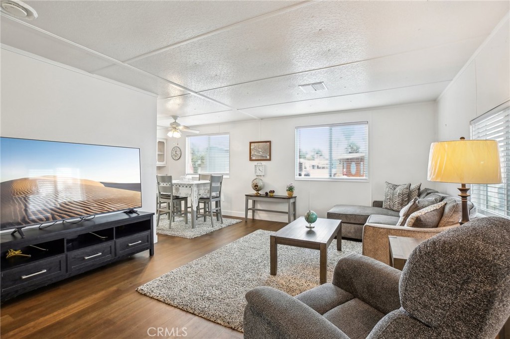 7850 Slater 38, Huntington Beach CA 92647 - photo 1