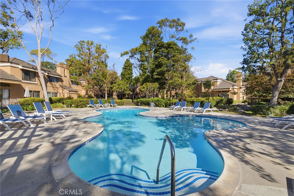 7881 Woodlake Dr 69, Huntington Beach CA 92647 - photo 5