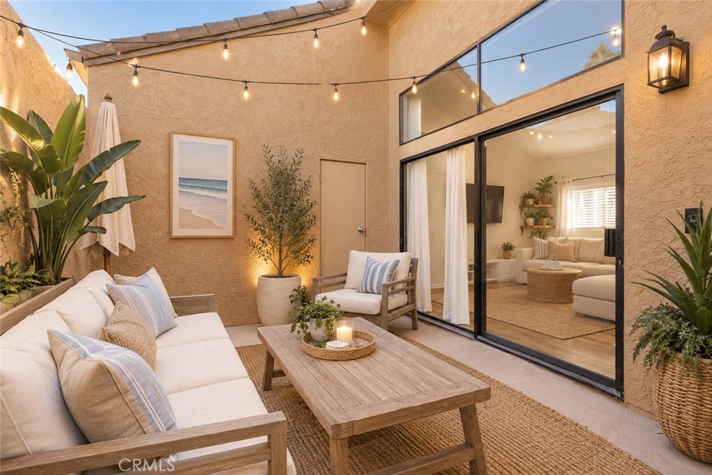 Virtually staged / digitally enhanced - 7881 Woodlake Dr 69, Huntington Beach CA 92647 - photo 28
