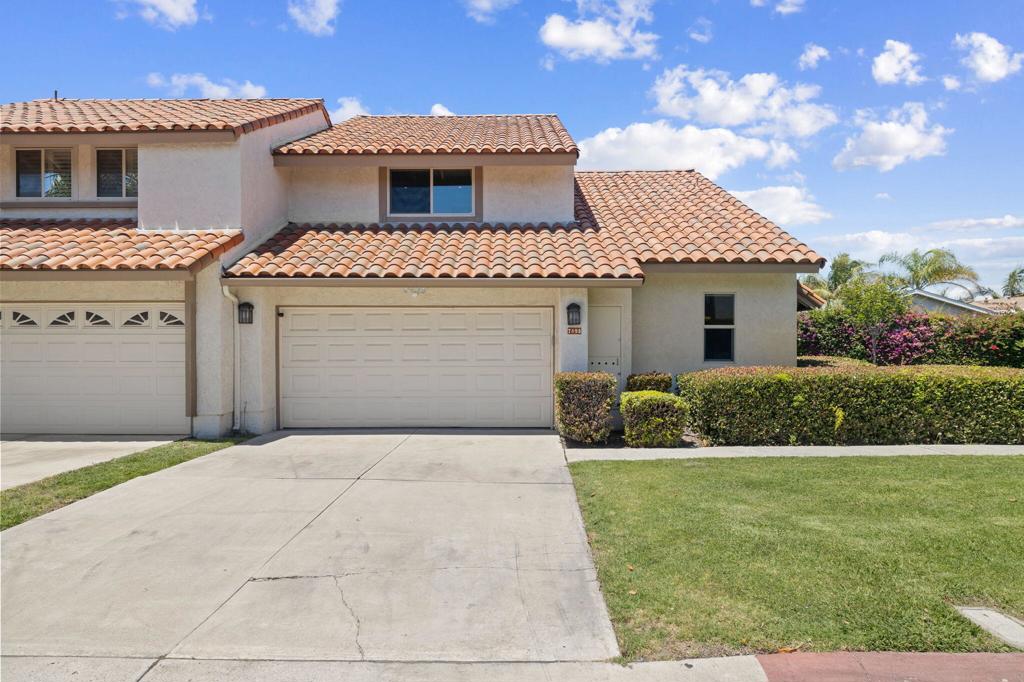 4-web-or-mls-7895 Shell Circle_HB_Large- - 7895 Shell Circle, Huntington Beach CA 92648 - photo 1