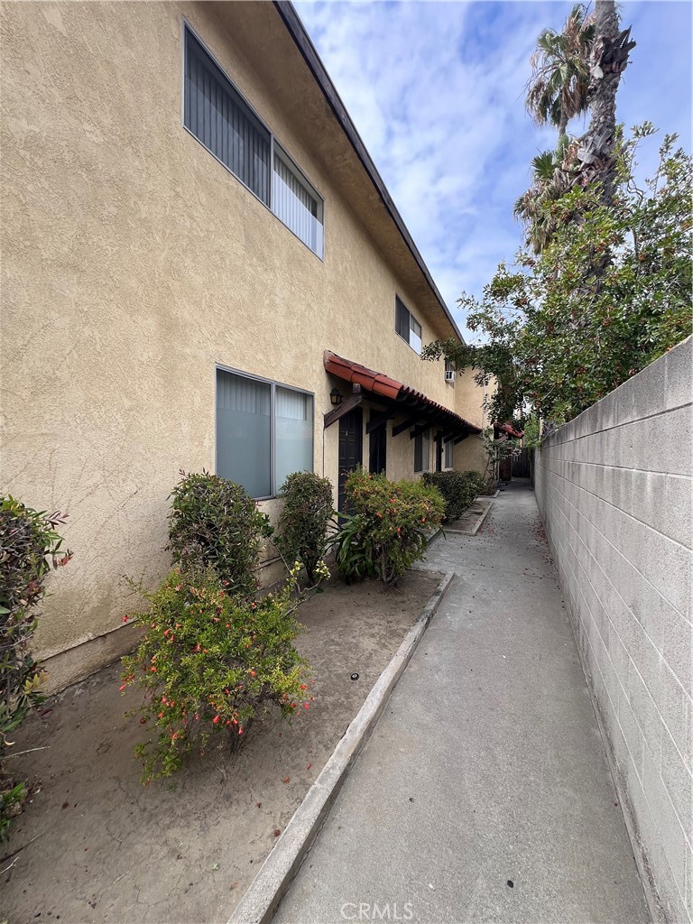 7911 7921 Macdonald, Huntington Beach CA 92647 - photo 4
