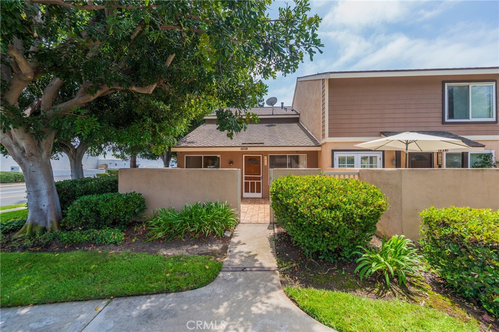 7921 Nomad Circle, Huntington Beach CA 92648 - photo 1