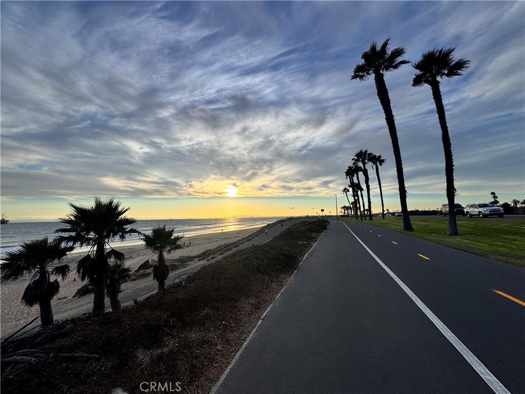 80 Huntington 372, Huntington Beach CA 92648 - photo 19