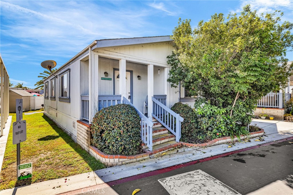 80 Huntington 424, Huntington Beach CA 92648 - photo 1