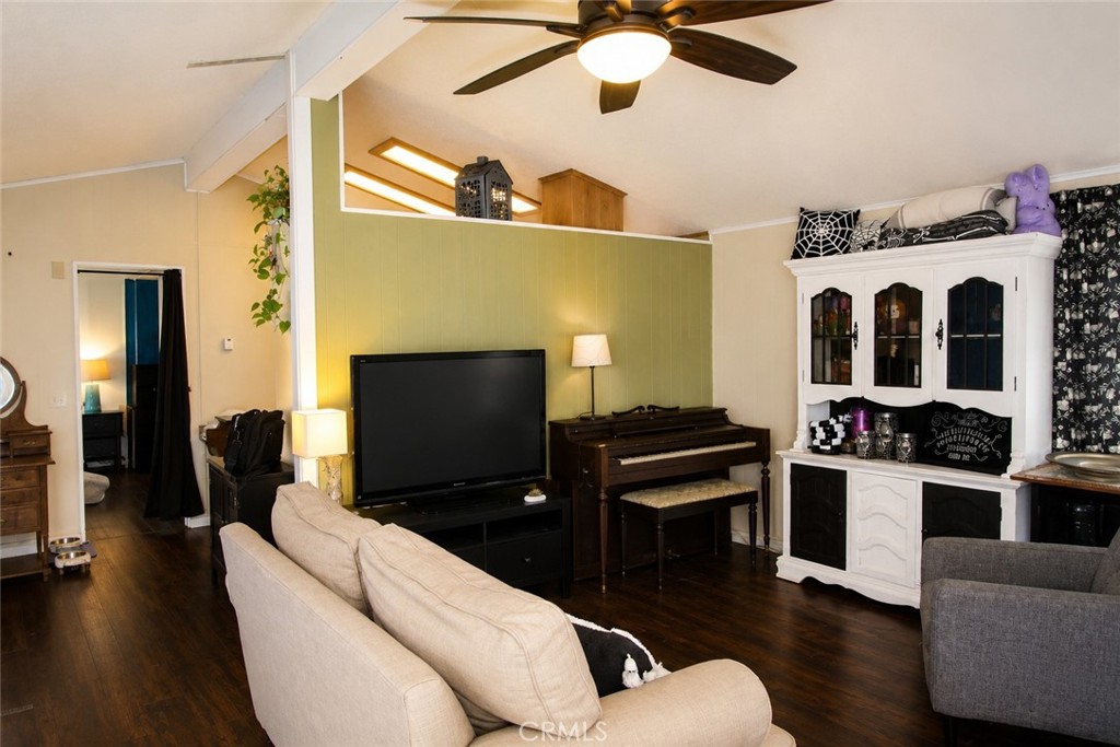 80 Huntington 513, Huntington Beach CA 92648 - photo 3