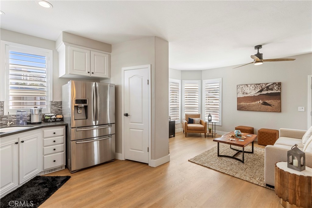 80 Huntington 606, Huntington Beach CA 92648 - photo 6