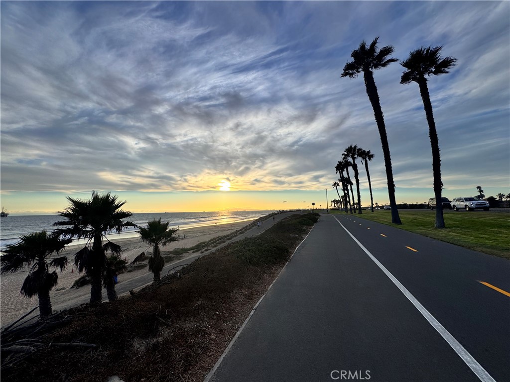 80 Huntington 606, Huntington Beach CA 92648 - photo 21