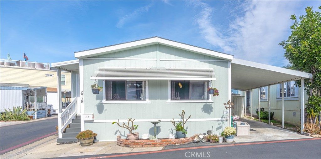 80 Huntington 618, Huntington Beach CA 92648 - photo 1