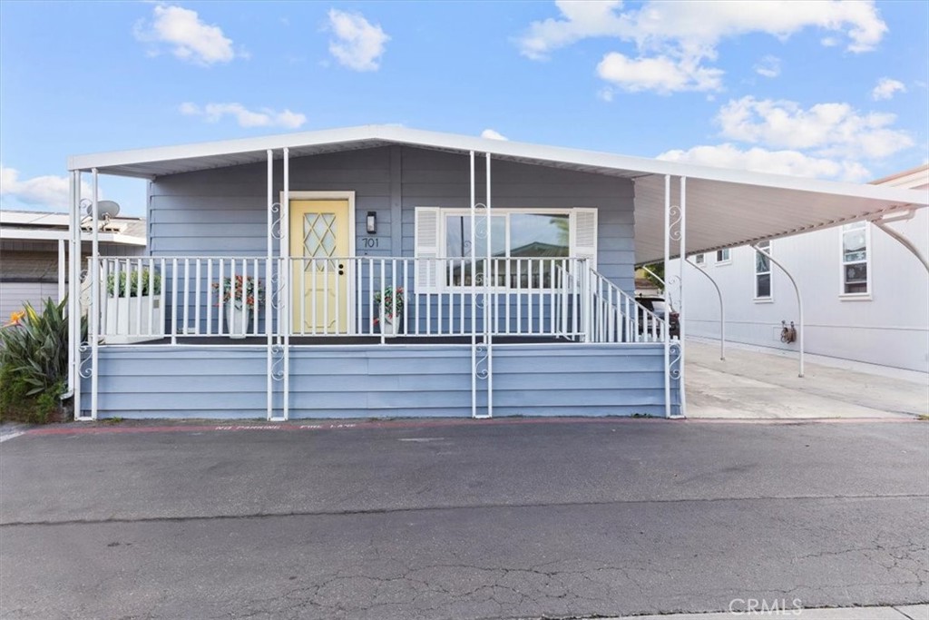 80 Huntington 701, Huntington Beach CA 92648 - photo 2