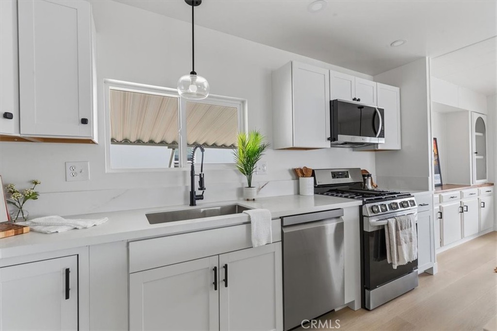 80 Huntington 701, Huntington Beach CA 92648 - photo 6