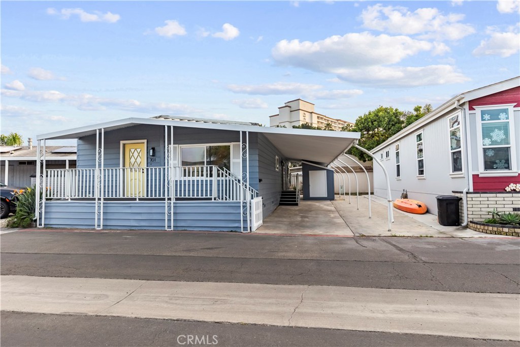 80 Huntington, Huntington Beach CA 92648 - photo 2