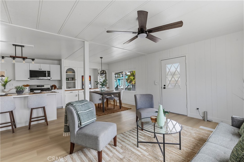 80 Huntington, Huntington Beach CA 92648 - photo 9