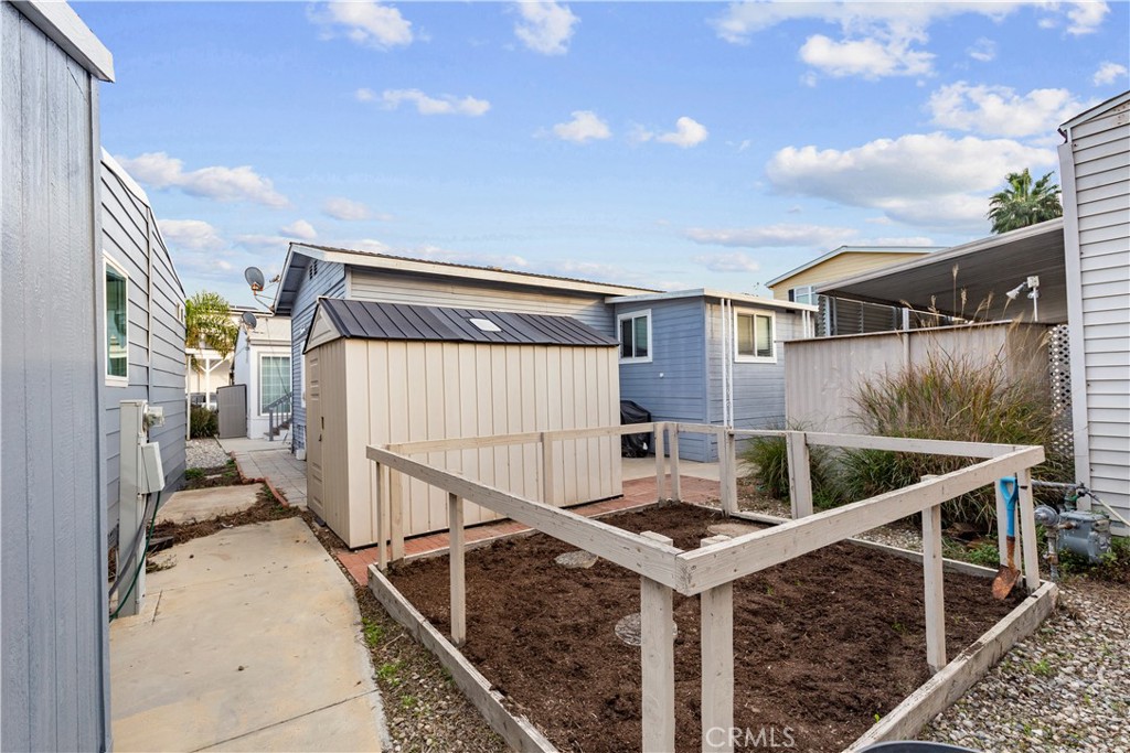 80 Huntington, Huntington Beach CA 92648 - photo 27