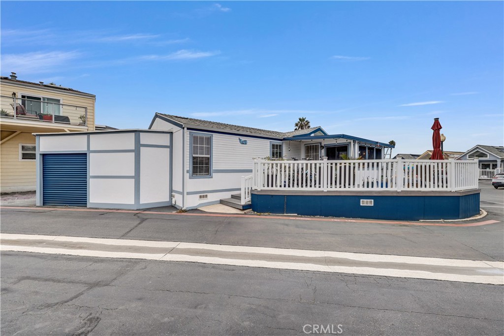 80 Huntington Street 218, Huntington Beach CA 92648 - photo 4
