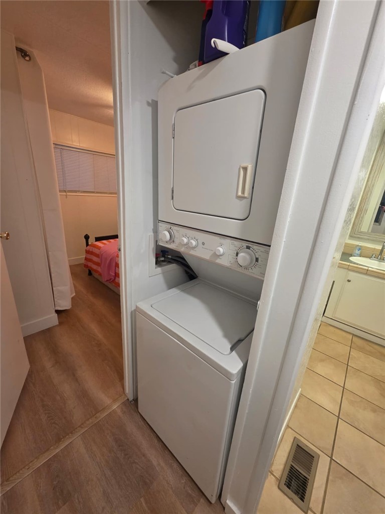 Laundry - 80 Huntington Street 259, Huntington Beach CA 92648 - photo 10