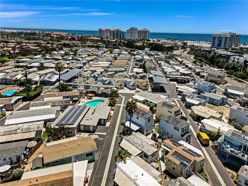 Right next to ClubHouse - 80 Huntington Street 314, Huntington Beach CA 92648 - photo 5