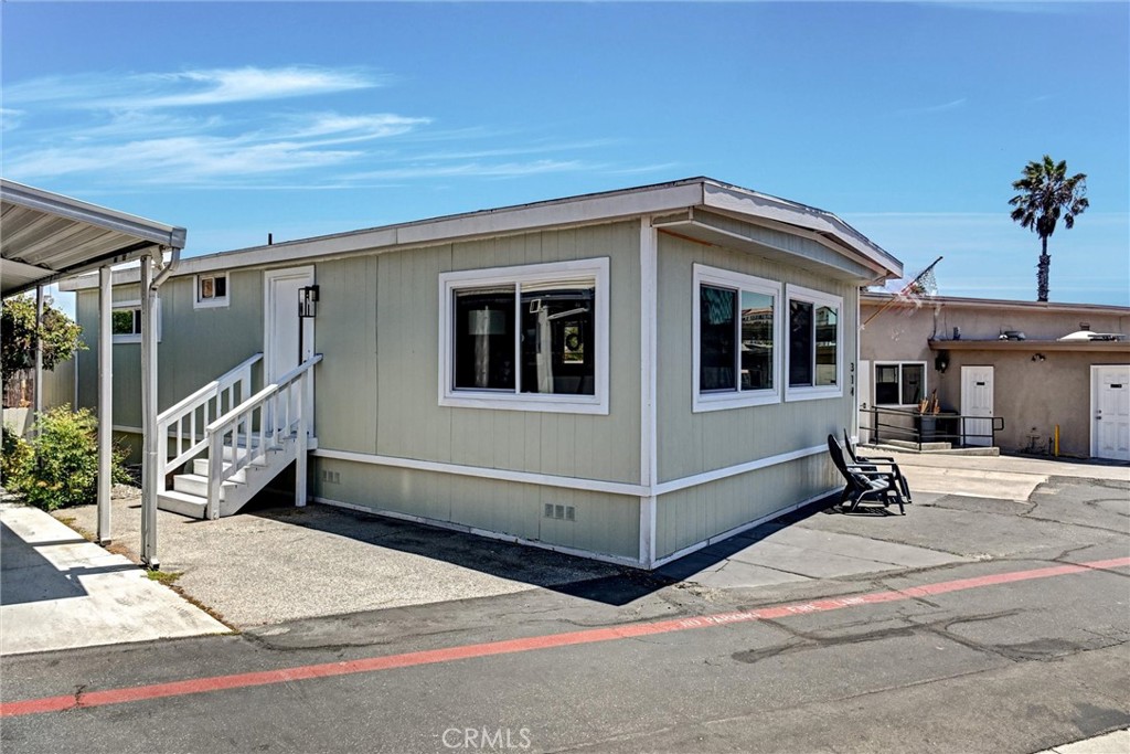 80 Huntington Street 314, Huntington Beach CA 92648 - photo 16