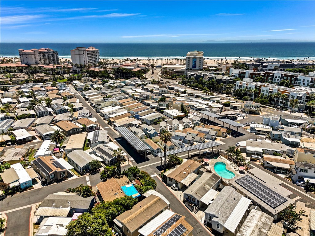 about a 4 minute Walk to the Ocean! - 80 Huntington Street 314, Huntington Beach CA 92648 - photo 18