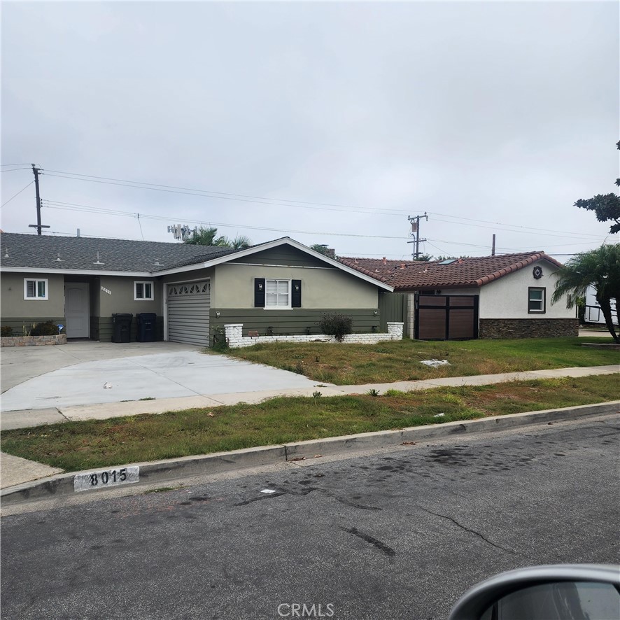 8011 Sterling, Huntington Beach CA 92646 - photo 1