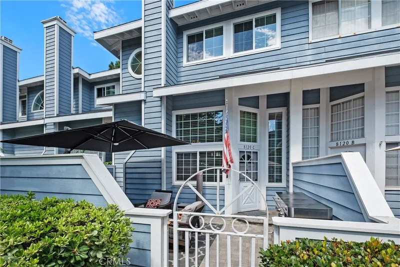 8120 Islandview Circle C, Huntington Beach, CA 92646