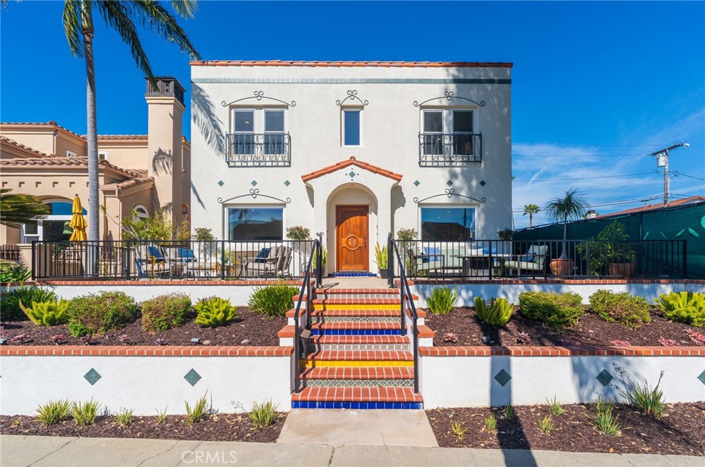 813 13th Street, Huntington Beach CA 92648 - photo 1