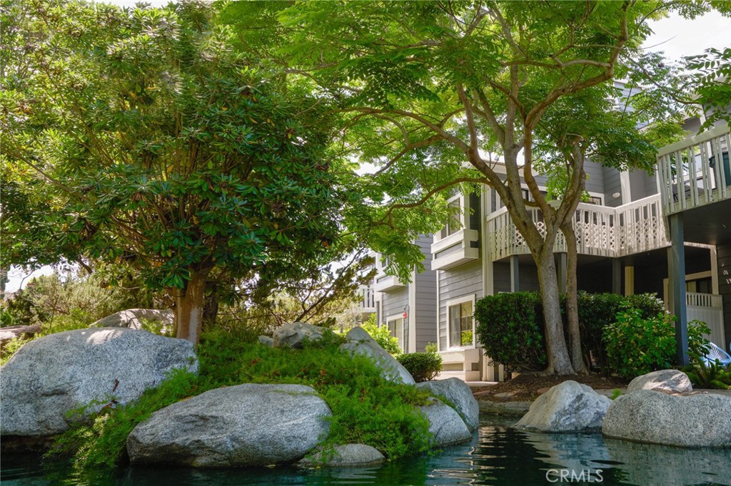 the grounds - 8132 Atwater Circle 202, Huntington Beach CA 92646 - photo 17