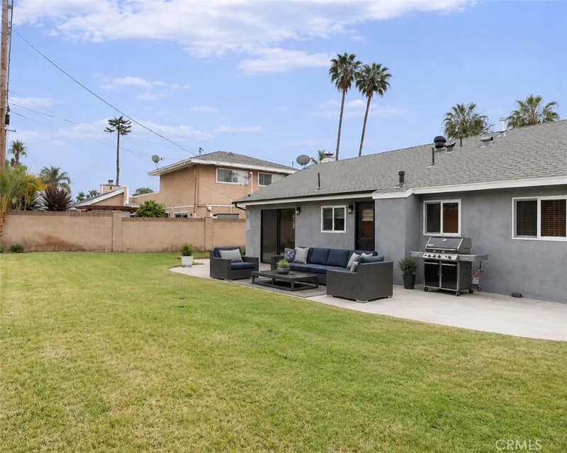 8141 Malloy, Huntington Beach, CA 92646