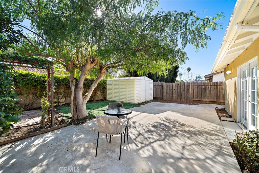 storage shed - 8142 Blaylock Drive, Huntington Beach CA 92647 - photo 31