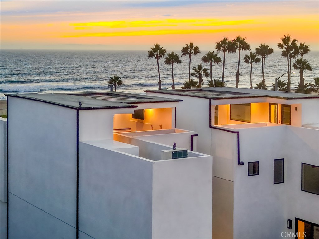 816 Pacific Coast Highway, Huntington Beach CA 92648 - photo 4