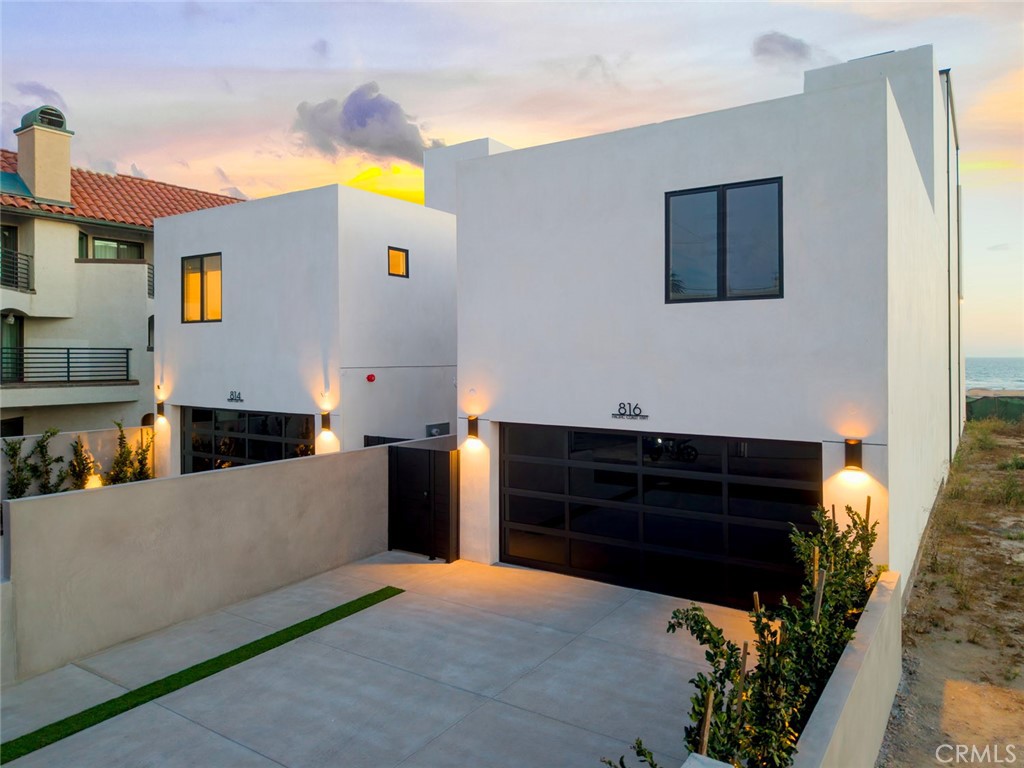816 Pacific Coast Highway, Huntington Beach CA 92648 - photo 31