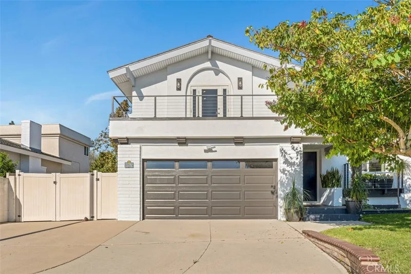 8167 Dartmoor Drive, Huntington Beach, CA 92646