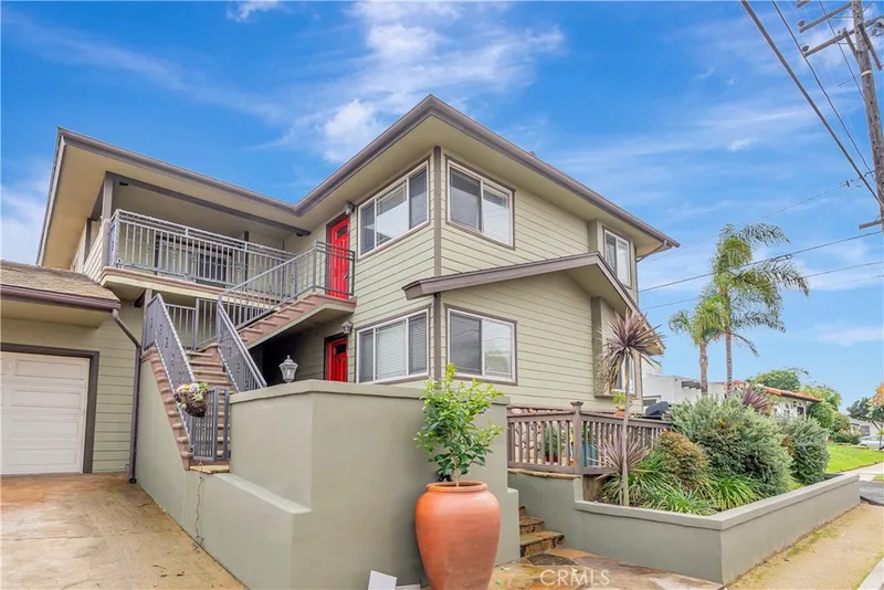817 California Street C, Huntington Beach, CA 92648