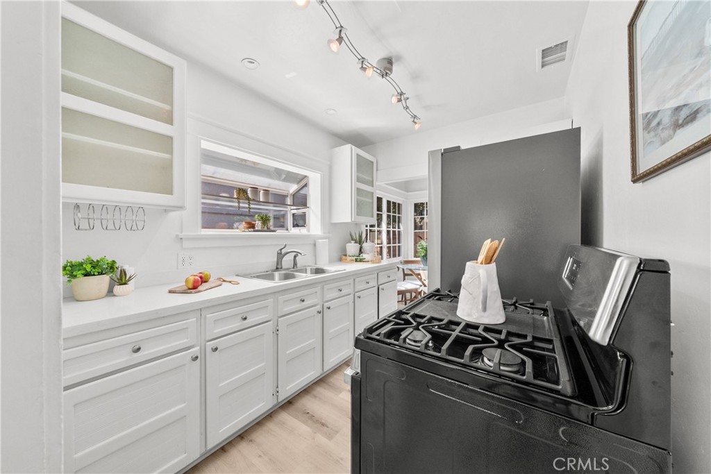 817 Delaware, Huntington Beach CA 92648 - photo 25