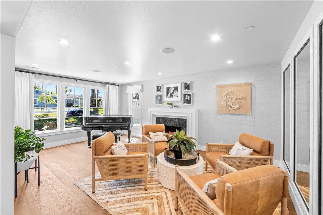 Formal Living room with fireplace - 817 Main Street, Huntington Beach CA 92648 - photo 19