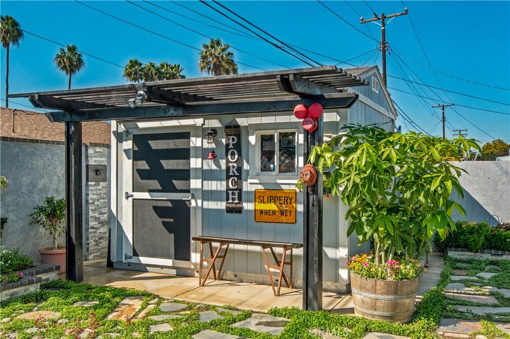 8172 Kiner, Huntington Beach CA 92646 - photo 22