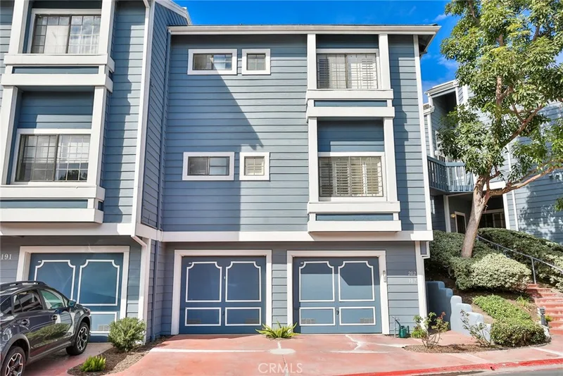 8191 Sandcove Circle 102, Huntington Beach