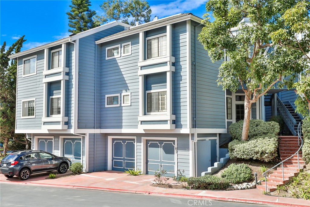 8191 Sandcove Circle 102, Huntington Beach CA 92646 - photo 12