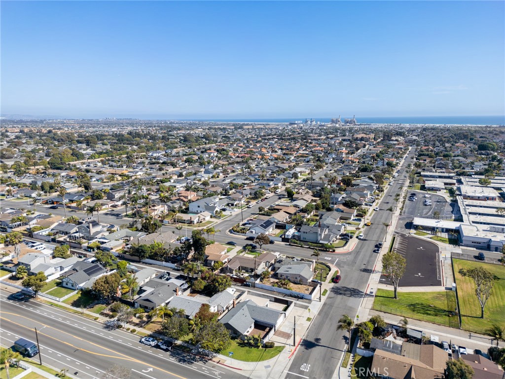 8232 Indianapolis, Huntington Beach CA 92646 - photo 9